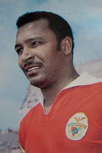 Mário Coluna in Eusébio: Um jogador de todos os tempos