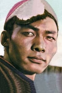 Lkhasuren Laikhansuren in Ацаг шүдний зөрүү
