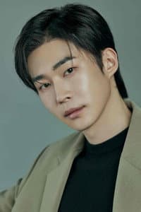 Moo Jin-sung in 밤을 걷는 선비