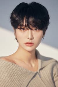 Yeom Seung-yi in See You at Work Tomorrow!