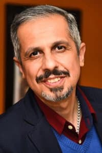 Javad Razavian in Akhlagheto Khoob Kon