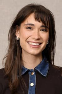 Lucy Karczewski in National Theatre Live: Hay Fever