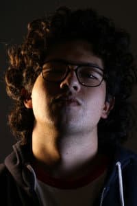 Julian Mora in Antú