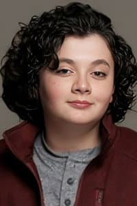 Charlie Vesci in Mom Jolie