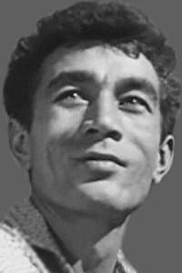 Bakhtiyer Ikhtiyarov in Человек уходит за птицами