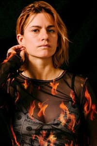 Florentina Holzinger in Mond