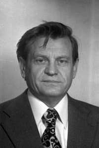 Vasili Korzun in Валентина