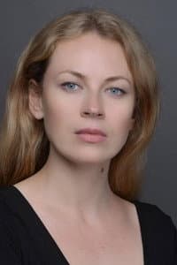 Oksana Skakun in Шпильки