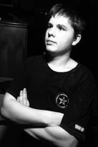 Aaron Wilson in Macaroni War
