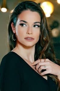 Laura Galvão in Idade da Pedra