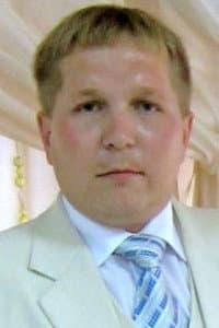 Pavel Chernyavskiy in Деточки