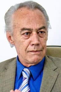 Sapiran Brito in Meu Pobre Coração de Luto