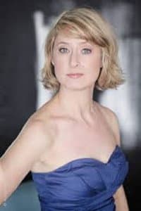 Claire Gérard in Le Clan des divorcées