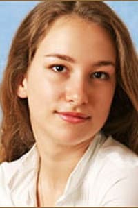 Asya Pavlovskaya in Бомба для невесты