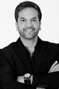 Óscar Mauricio Rodríguez in Lecciones para un beso