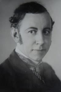 Alex Allin in Mauprat