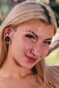 Shay Spice in After Dark