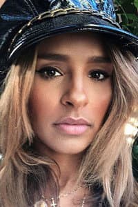 Melody Thornton in Pussycat Dolls - Live From Manchester