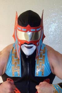 Mini Abismo Negro in AAA Triplemania XXII
