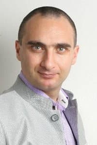 Armen Davidyants in Stalnaya Babochka