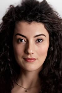 Meriç Benlioğlu in Dedelerimi Evlendirirken