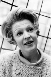 Marti Stevens in Abdulla the Great