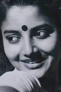 Karthika in ഗാന്ധിനഗർ 2nd സ്ടീറ്റ്