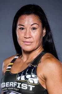 Arlene Blencowe in Bellator 262: Velasquez vs. Kielholtz