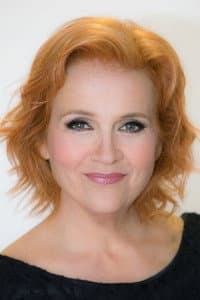 Marie Denise Pelletier in Drags - Reines de la pop