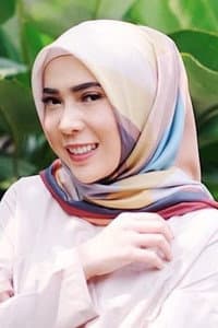 Fitri Tropica in Madame X