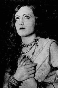 Dora Fleury in Iracema