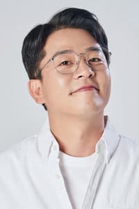 Kim Joon-ho in Enemies In-Law
