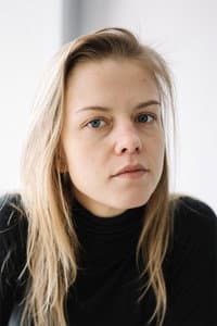 Evgeniya Borzikh in Руки