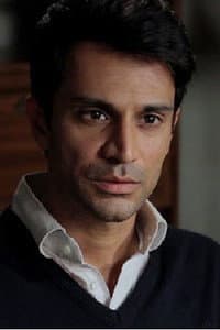 Kai Alexander in The Shattering