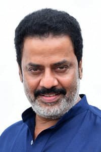 Raja Ravindra in Crazy Uncles