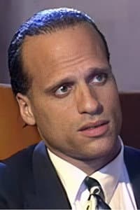 Valentino in La ragazza del clan