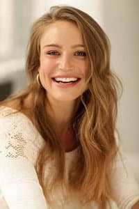 Ingrid Vollset in Throuple