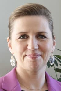 Mette Frederiksen in Dronningen og statsministrene - i al fortrolighed