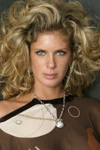 Rachel Hunter in Haunted Lighthouse 4-D
