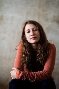 Nathalie Lucia Hahnen in Die Ausbildung