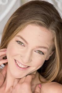 Luna Light in All Anal Threesomes