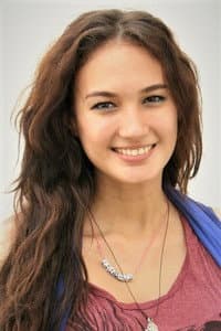 Nadine Chandrawinata in Negeri Dongeng