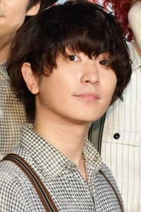 Fukase in SEKAI NO OWARI - The Dinner