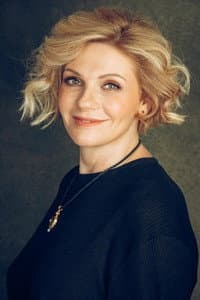 Anna Ardova in Моя безумная семья