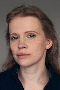 Aneta Spirydowicz in Kobieta na dachu