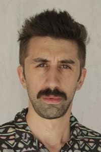 Enzo Ordeig in Lila