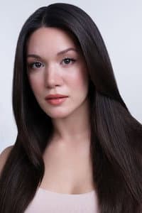 Hazal Subaşı in Meraklı Adamın 10 Günü