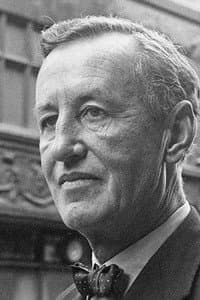 Ian Fleming in Ian Fleming: 007's Creator