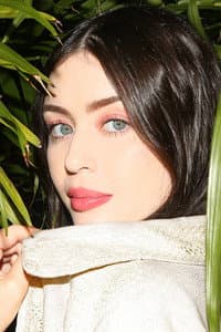 Ariana Papademetropoulos in The Inauguration Of Snow White