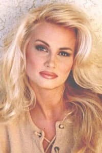 Mary Ann Schmidt in Breaking Up